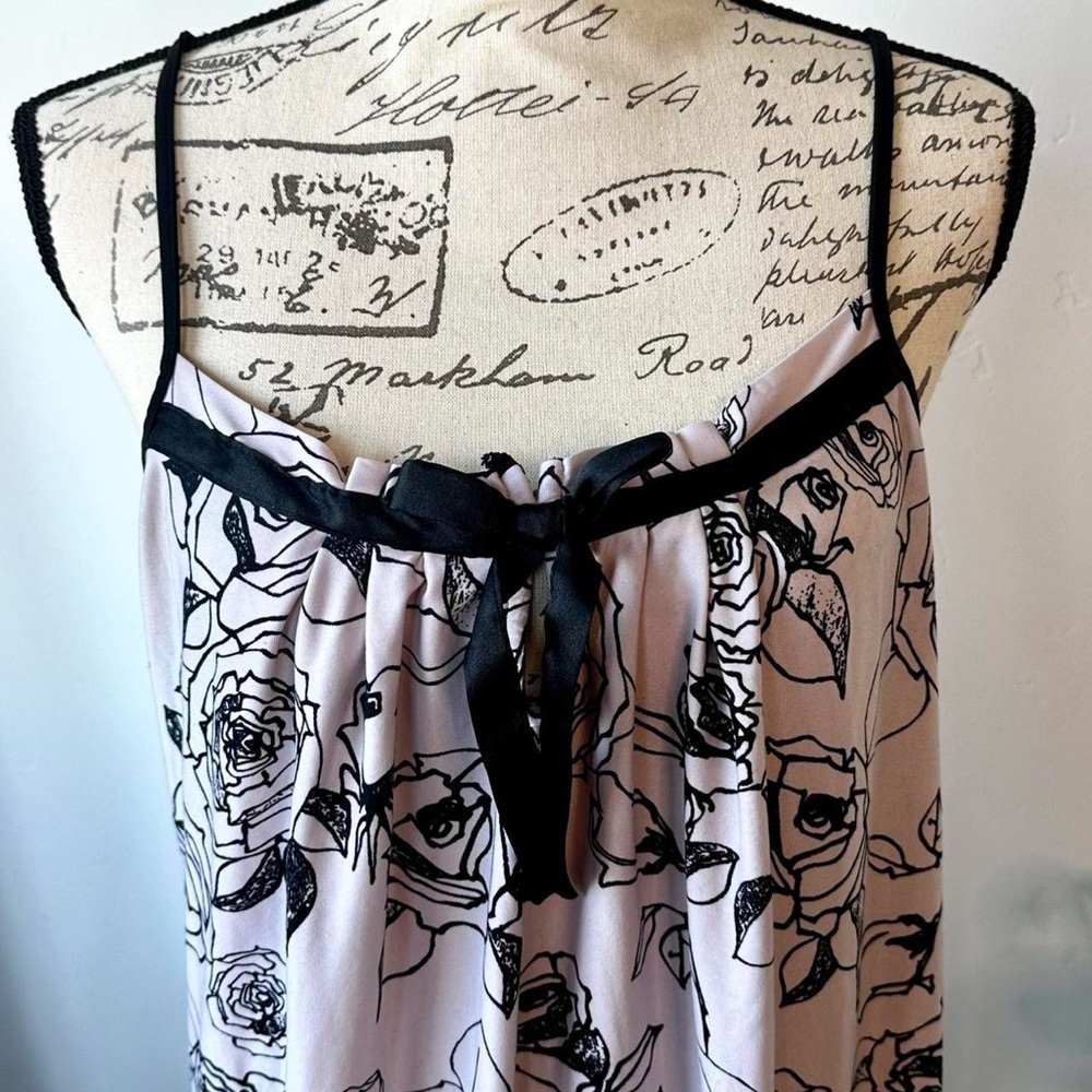 Floral Print Women's Sleepwear with Black Accents